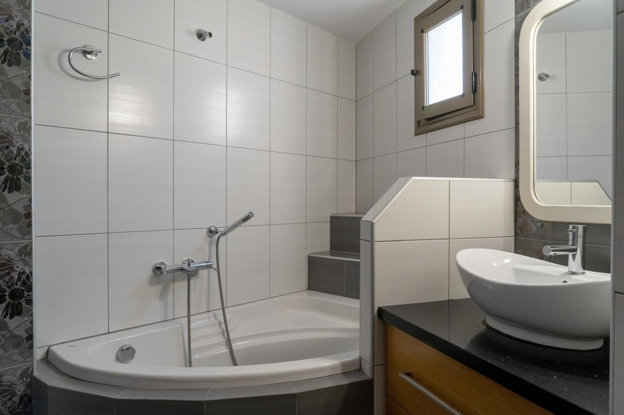 Apartment Nefele Maisonette Near Centre *